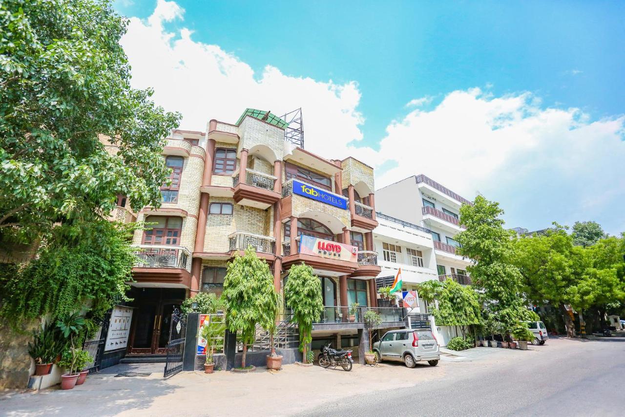 Fabexpress Lloyd House Hotel Nova Deli Exterior foto