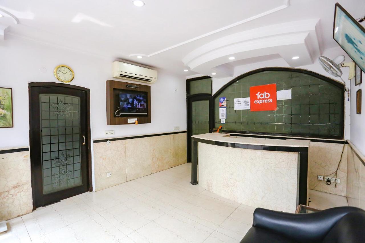 Fabexpress Lloyd House Hotel Nova Deli Exterior foto